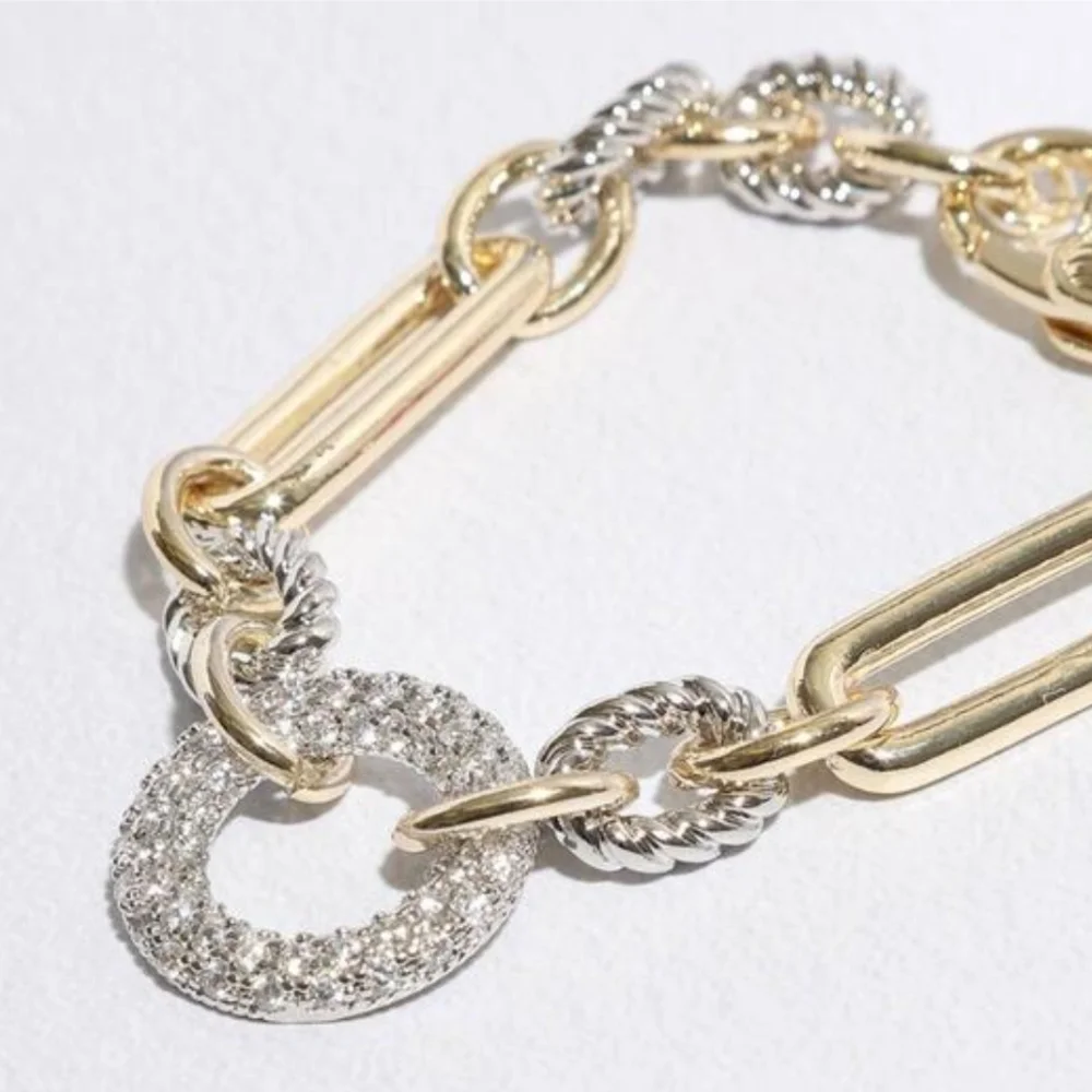Multi-Toned Chunky Bracelet With Pave Circle 6.75 - Picture 5 of 6